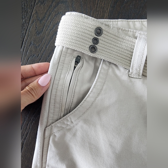 Men's Guess Cargo Shorts - Picture 5 of 6